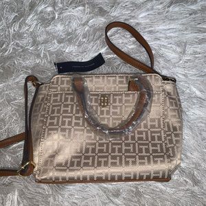 Tommy Hilfiger shoulder bag